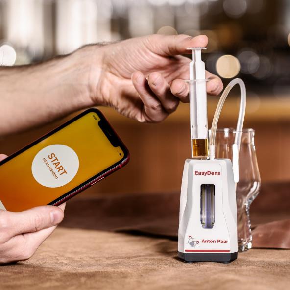 Anton Paar EasyDens digitalt hydrometer og alkoholmåler