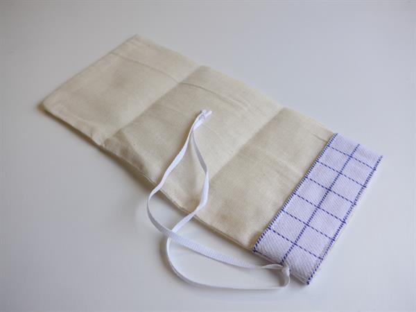 Opbevaringspose 25 x 12 cm – blå ternet bomuldspose til spegepølser, brød og tørret frugt