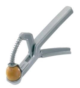 Olive pitter