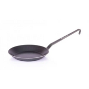 Takorautapannu nuotiolle ja grilliin – Petromax, 28 cm